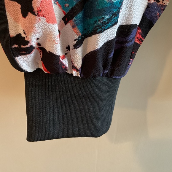 Floral Print Jogger Pants, Bar 111, nwt - Picture 4 of 6